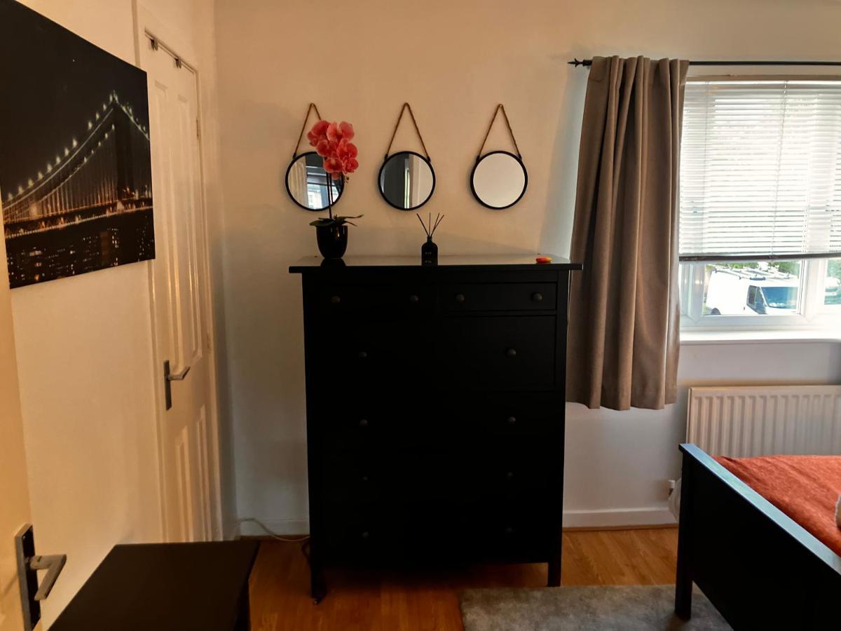 Urban Escape Glasgow Green Free Parking 20Min Walk To City Center Exteriör bild