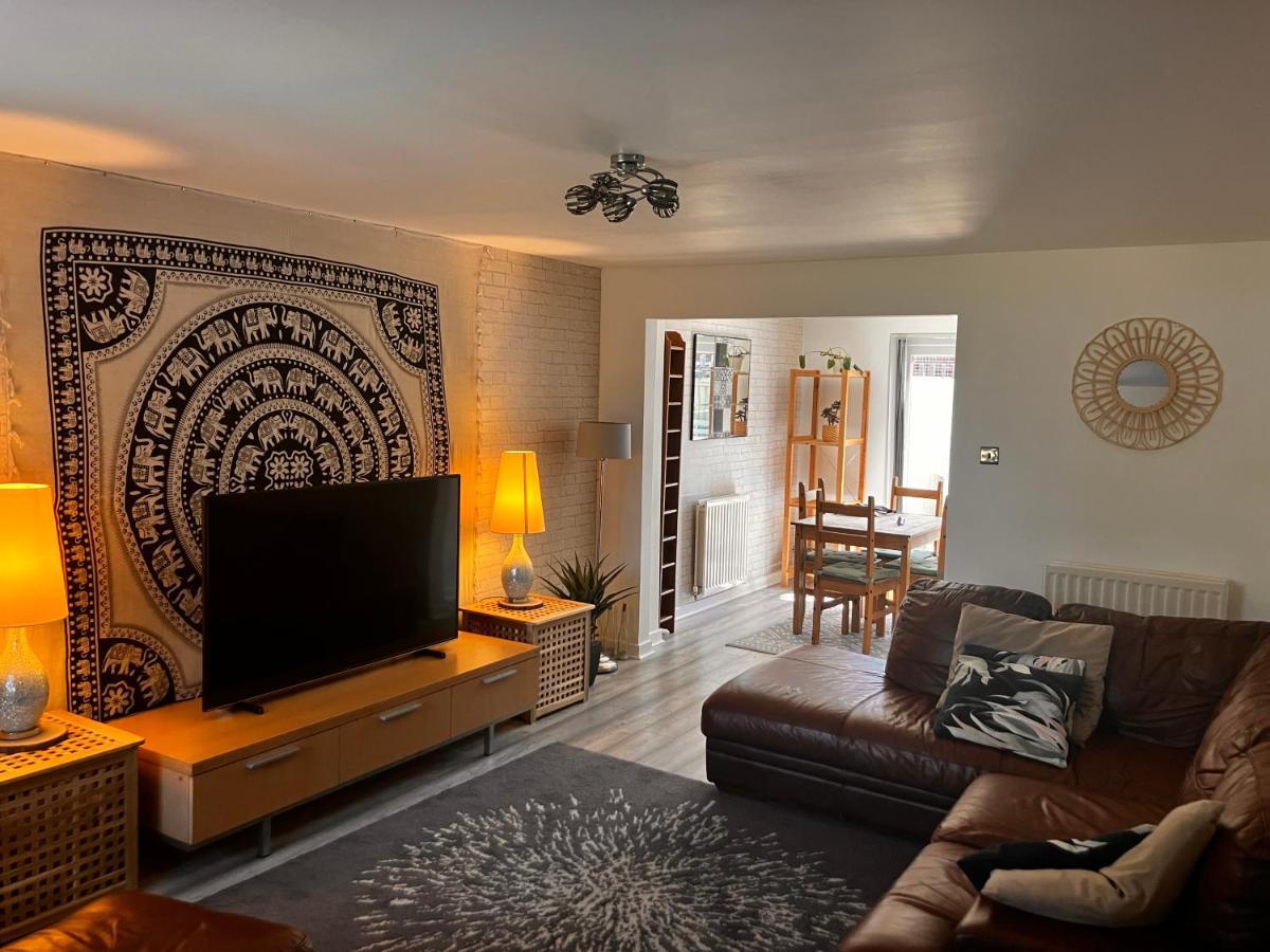 Urban Escape Glasgow Green Free Parking 20Min Walk To City Center Exteriör bild